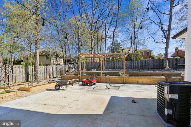 9925 CONESTOGA WAY, Potomac, MD 20854