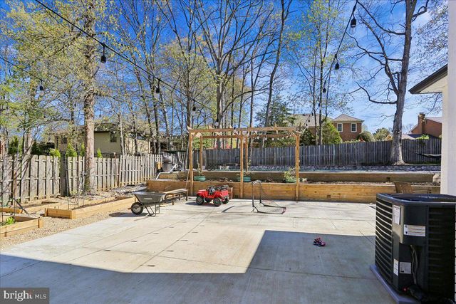 9925 CONESTOGA WAY, Potomac, MD 20854