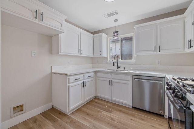 1633 Chase Avenue, Corcoran, CA 93212