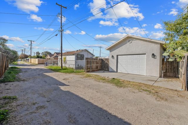 1633 Chase Avenue, Corcoran, CA 93212