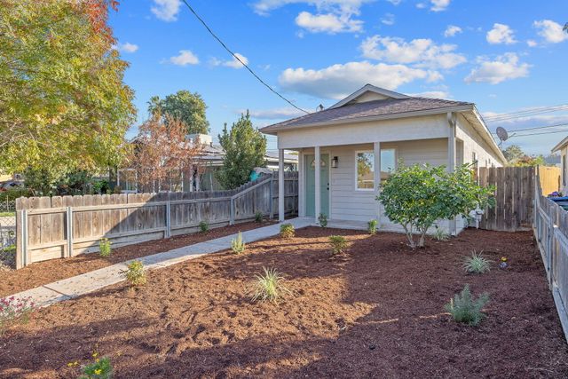 1633 Chase Avenue, Corcoran, CA 93212