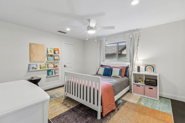 9515 Robin Meadow Drive, Dallas, TX 75243