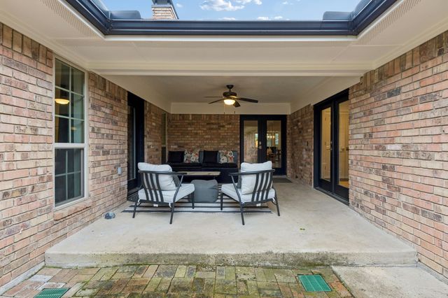 9515 Robin Meadow Drive, Dallas, TX 75243