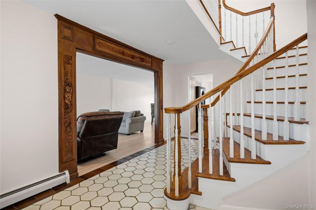 1340 Beech Street, Atlantic Beach, NY 11509
