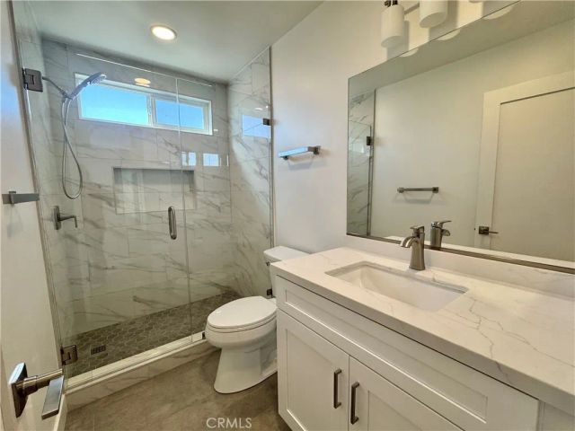 9872 Kings Canyon, Huntington Beach, CA 92646