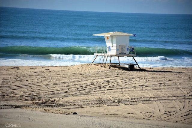 9872 Kings Canyon, Huntington Beach, CA 92646