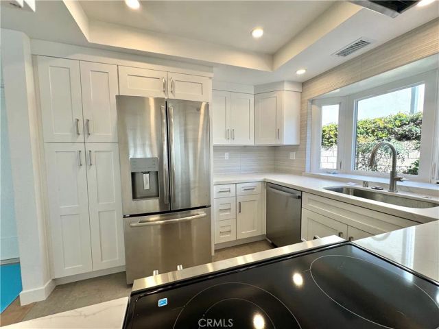 9872 Kings Canyon, Huntington Beach, CA 92646