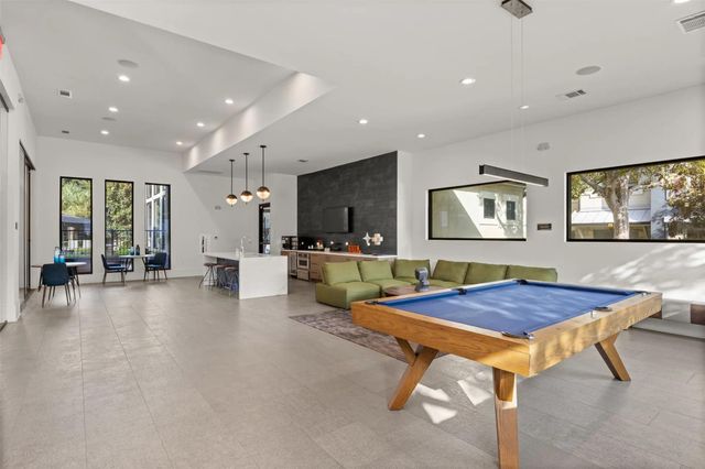 420 W Slaughter LN 14-1420, Austin, TX 78748