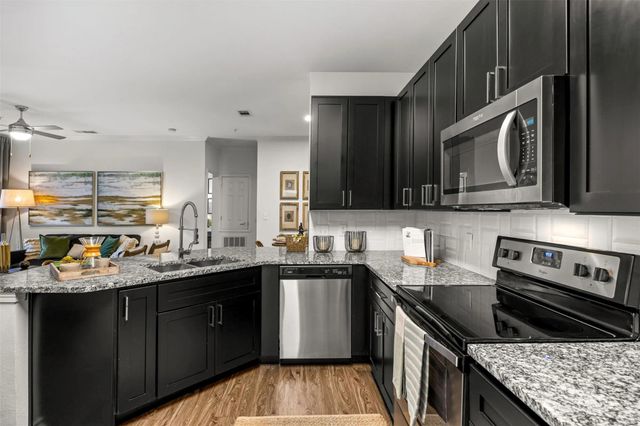 420 W Slaughter LN 14-1420, Austin, TX 78748