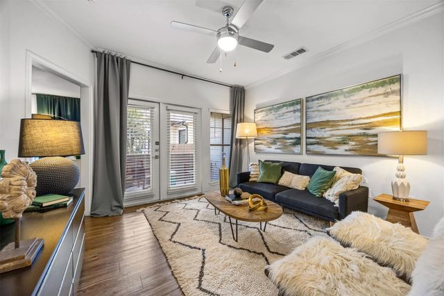 420 W Slaughter LN 14-1420, Austin, TX 78748