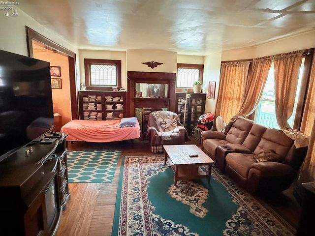 1604 Central Avenue, Sandusky, OH 44870