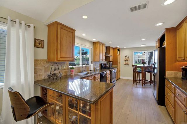1649 Boulder Creek Road, Oceanside, CA 92056