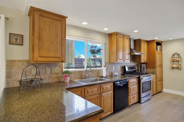 1649 Boulder Creek Road, Oceanside, CA 92056