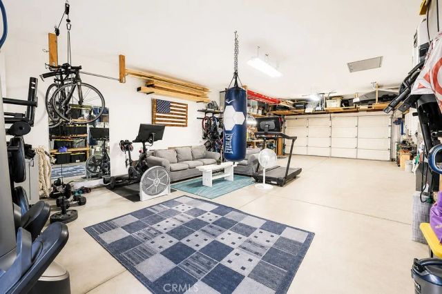 13064 Creekside Way, Moreno Valley, CA 92555