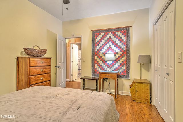 1009 Cox Trail Place, Kingsport, TN 37660