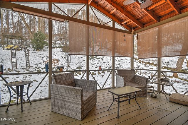 1009 Cox Trail Place, Kingsport, TN 37660