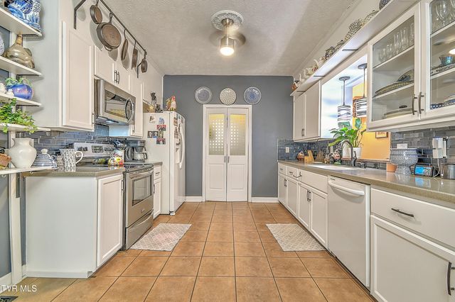 1009 Cox Trail Place, Kingsport, TN 37660