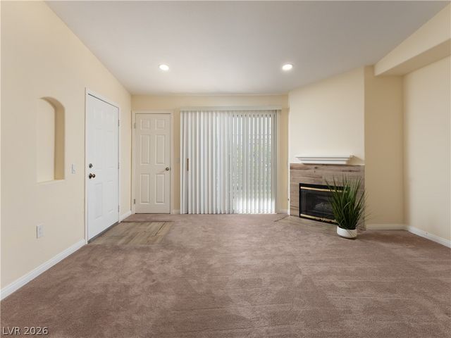 3318 North DECATUR Boulevard 2149, Las Vegas, NV 89130