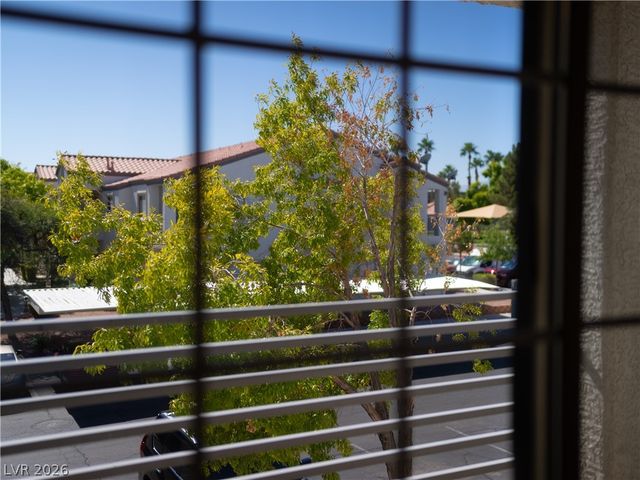 3318 North DECATUR Boulevard 2149, Las Vegas, NV 89130