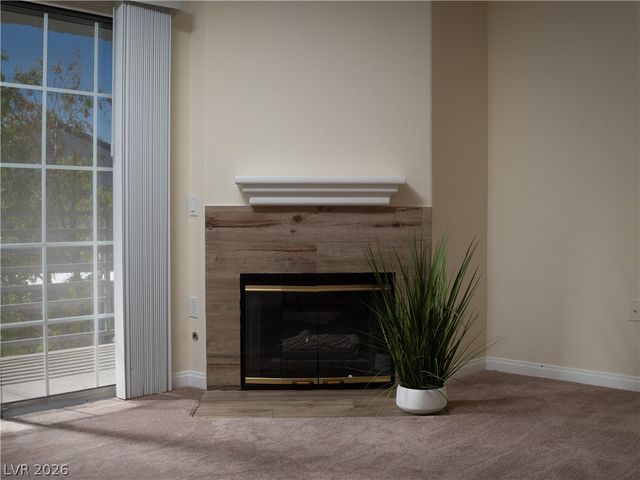 3318 North DECATUR Boulevard 2149, Las Vegas, NV 89130