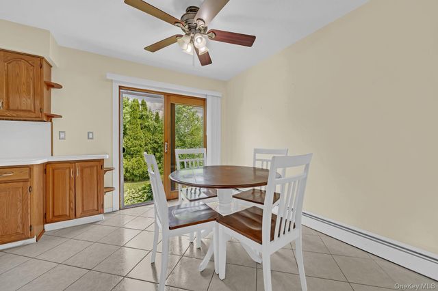 9 Nassau Avenue, West Babylon, NY 11704