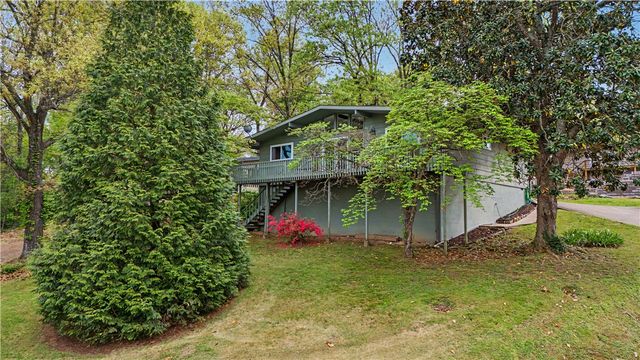 22 Tamworth Circle, Bella Vista, AR 72715
