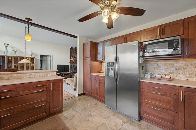 22 Tamworth Circle, Bella Vista, AR 72715