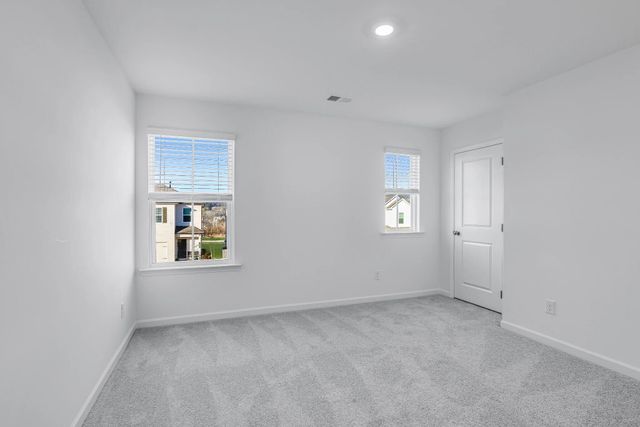 148 Saddlebred Way, Rossville, GA 30741