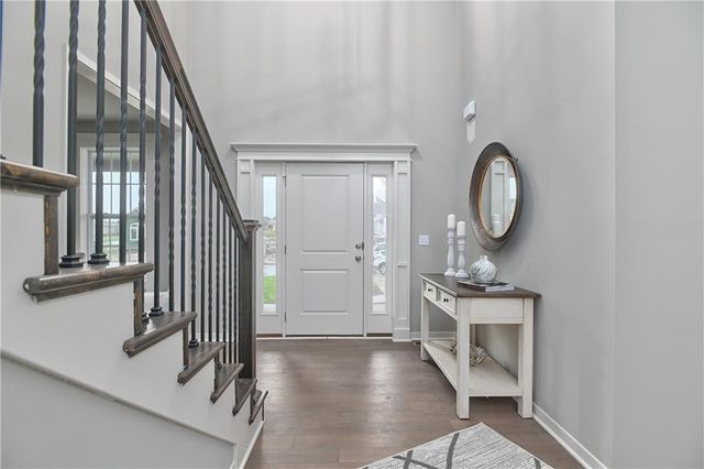 6102 Lewis Drive, Shawnee, KS 66226