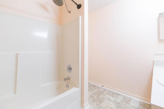 4210 W ROLAND STREET, Tampa, FL 33609