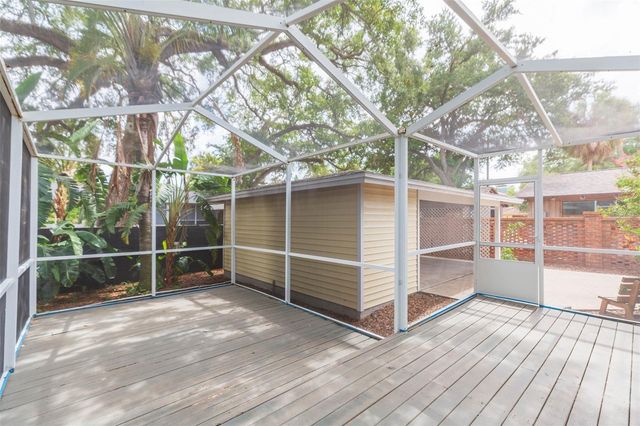 4210 W ROLAND STREET, Tampa, FL 33609