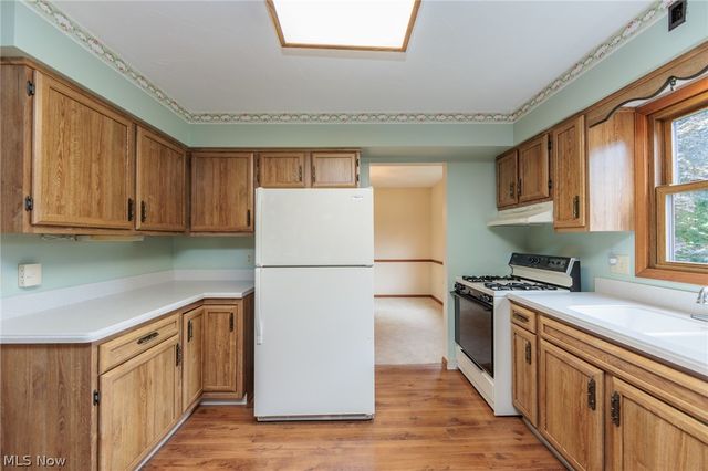 3880 Clearwater Drive, Parma, OH 44134