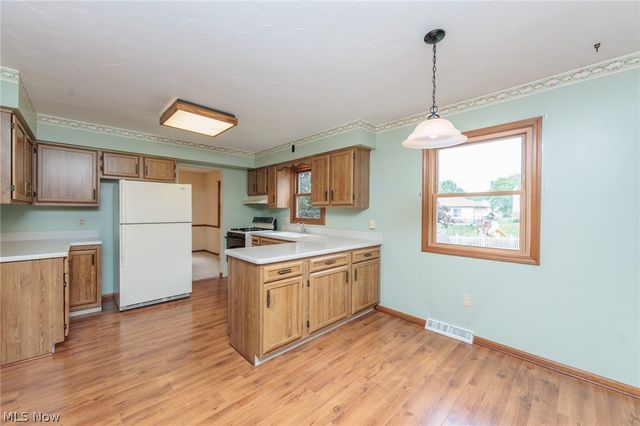 3880 Clearwater Drive, Parma, OH 44134