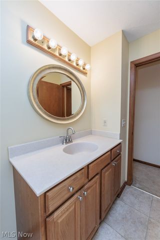 3880 Clearwater Drive, Parma, OH 44134