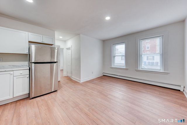 152 Oak Street 1S, New Britain, CT 06051