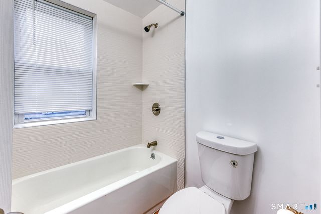 152 Oak Street 1S, New Britain, CT 06051