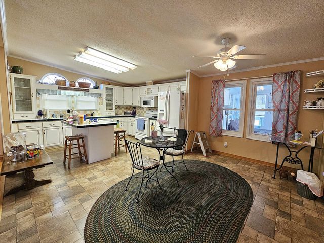 147 OLD COUNTY RD, Mineral, VA 23117