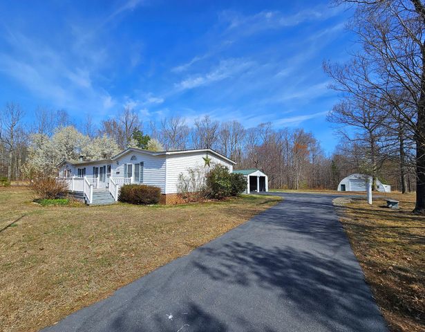 147 OLD COUNTY RD, Mineral, VA 23117