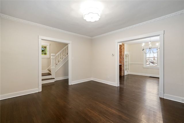 615 Woodbourne Ave, Brookline, PA 15226