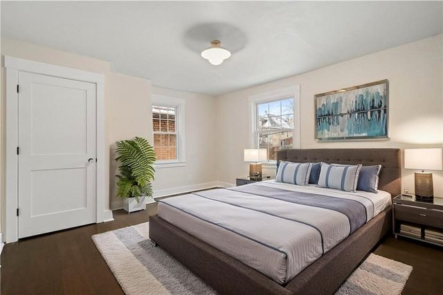 615 Woodbourne Ave, Brookline, PA 15226