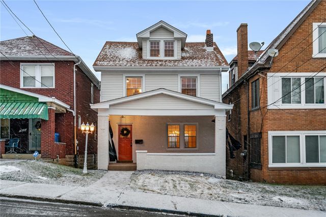 615 Woodbourne Ave, Brookline, PA 15226