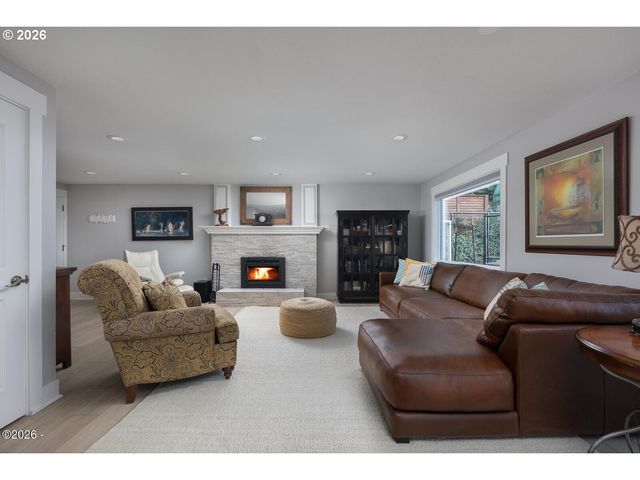 3763 ROCKY CREEK Ave, Depoe Bay, OR 97341