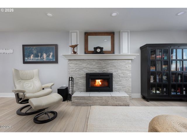 3763 ROCKY CREEK Ave, Depoe Bay, OR 97341