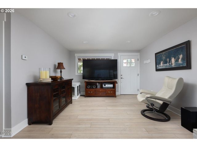 3763 ROCKY CREEK Ave, Depoe Bay, OR 97341