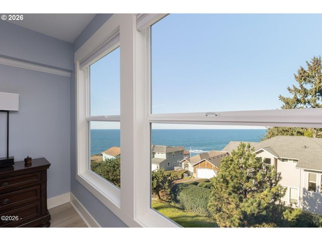 3763 ROCKY CREEK Ave, Depoe Bay, OR 97341