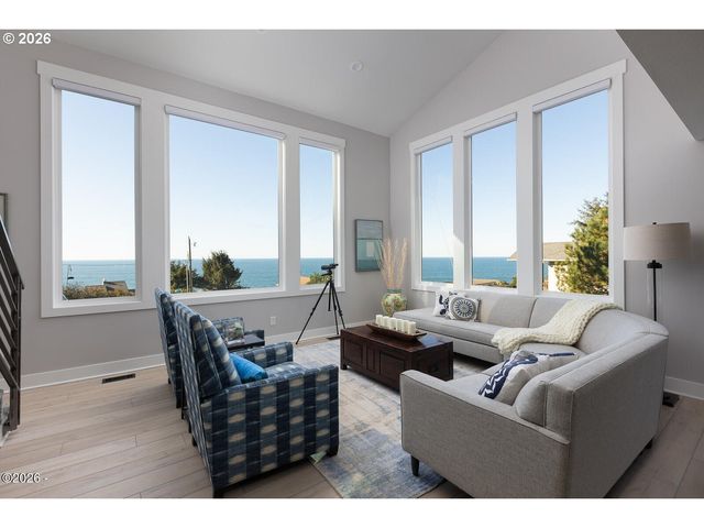 3763 ROCKY CREEK Ave, Depoe Bay, OR 97341