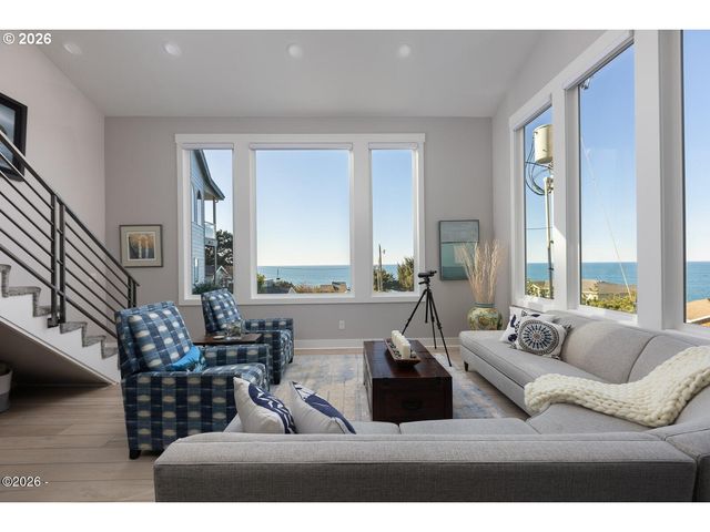 3763 ROCKY CREEK Ave, Depoe Bay, OR 97341