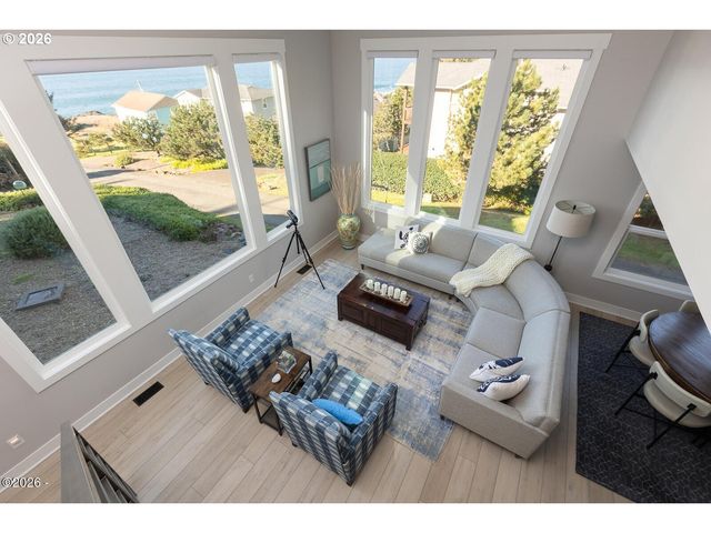 3763 ROCKY CREEK Ave, Depoe Bay, OR 97341