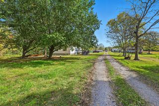 3828 Hwy 31W, Cottontown, TN 37048