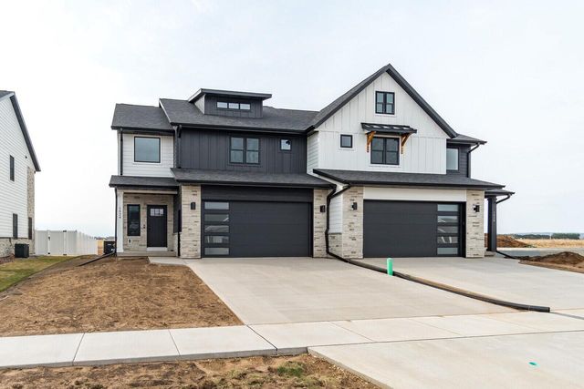 1624 Red Clover STREET, Holmen, WI 54636